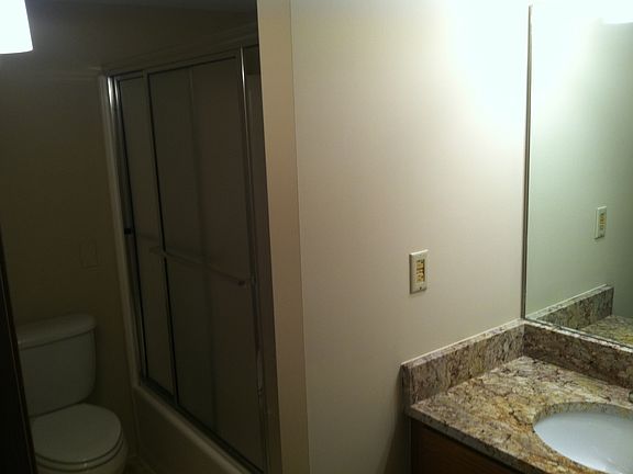 5th image of 6500 Woodlake Dr APT 1011