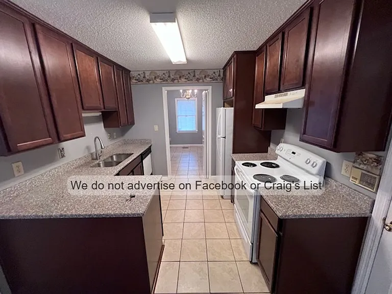 3038 Walesby Dr — Photo 4