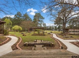 2320 Grangeway Rd, Marshall, TX 75672