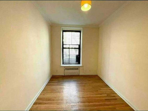 3rd image of 328 E 85th St APT 1A