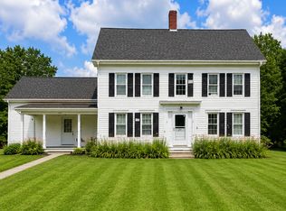 219 Park St #1, Rockport, ME 04856