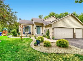 22376 Brett Trl, Rogers, MN 55374