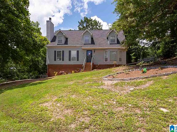 4th image of 1383 Belmont Ln