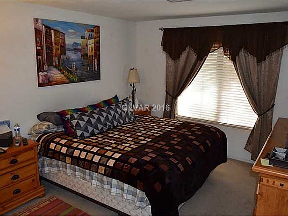 3rd image of 6345 Bushkill Creek Ct