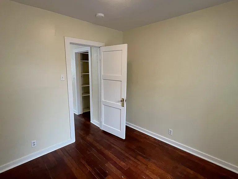 647 Fresno Ave — Photo 22