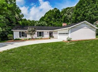 2124 Storm Canyon Rd, Winston Salem, NC 27106