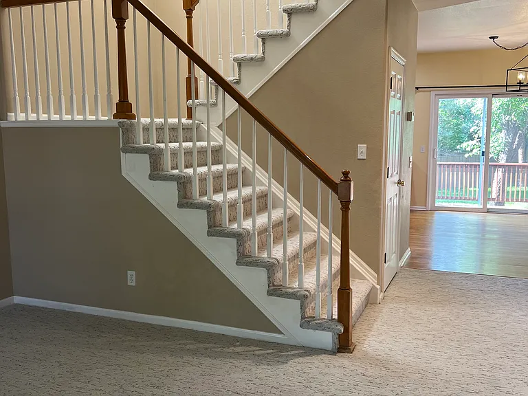 1029 Thornbury Pl — Photo 8