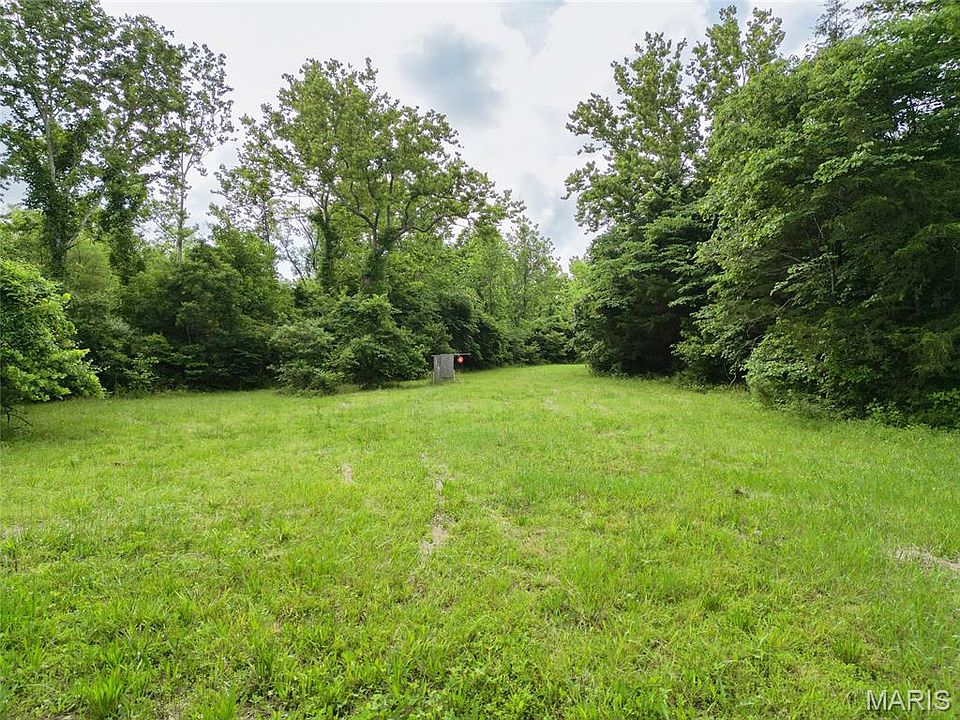 1st image of 140 =/ Acres