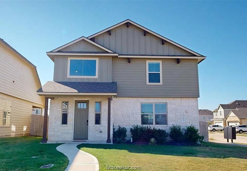 800 Mineral Wells Ln