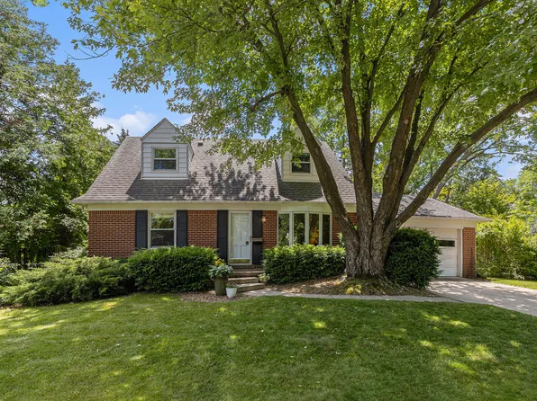 2666 Essex Rd, Ann Arbor, MI 48104