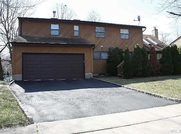 3rd image of 144 Reservoir Ave