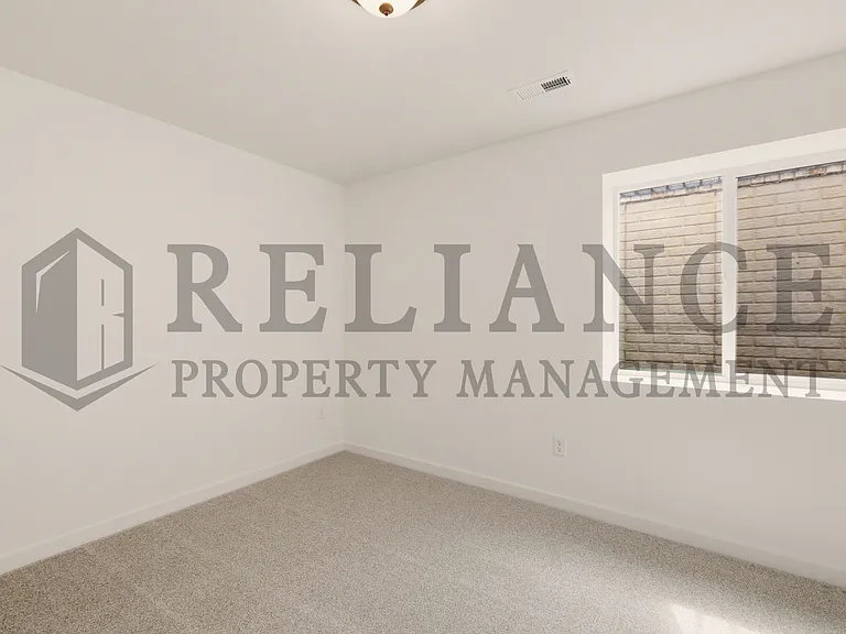 5249 N Pinecrest St — Photo 38