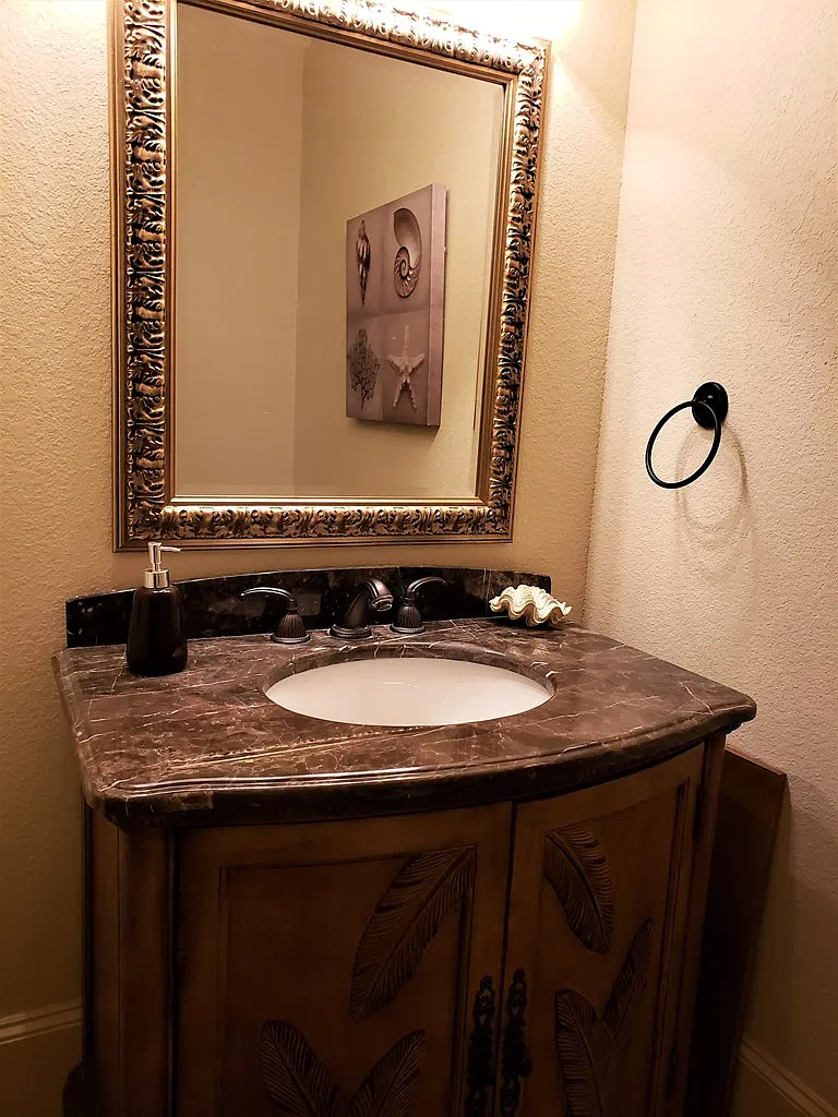 Laguna Bay Condo — Photo 4