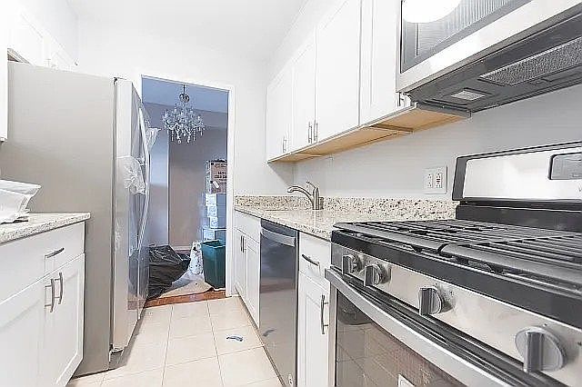 1st image of 3950 N Lake Shore Dr APT 317