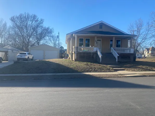 437 N Odell Ave, Marshall, MO 65340