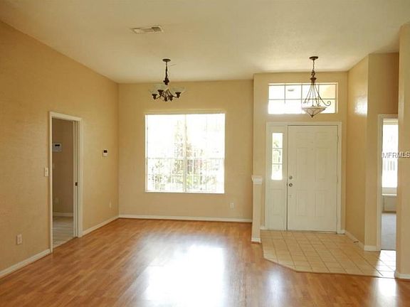 3rd image of 123 Augusta Dr