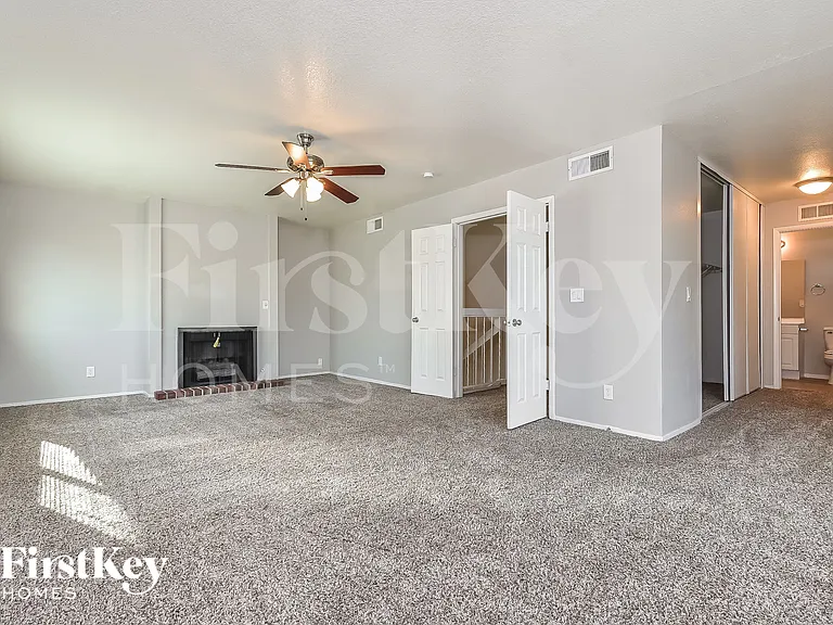 3909 Almondwood Dr — Photo 7