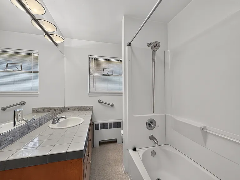 3535 S 126th St — Photo 11