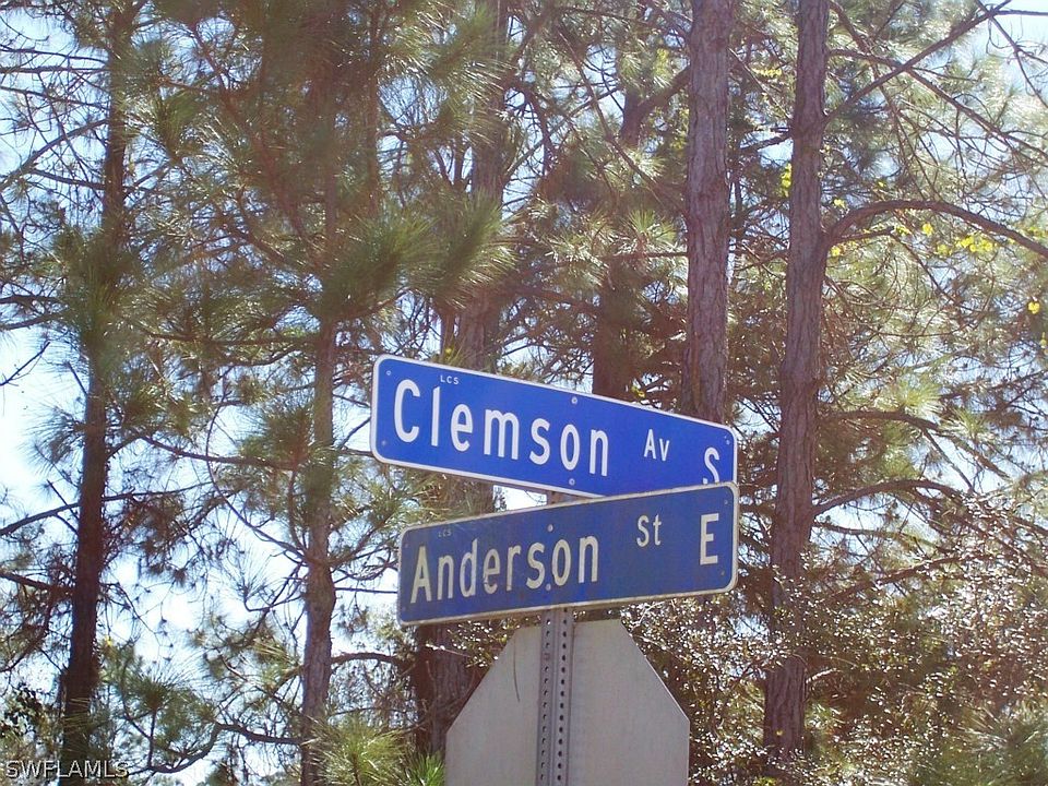2nd image of 1027 Anderson St