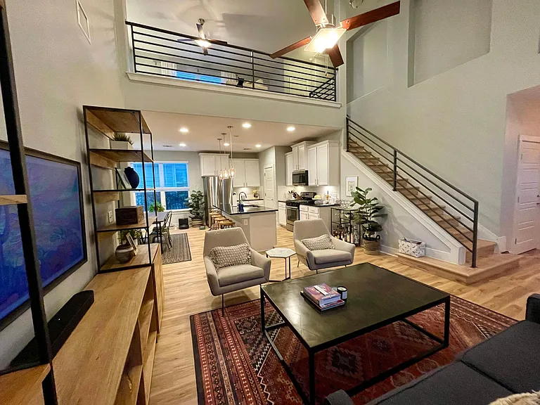 1502 Homespun Rd — Photo 15