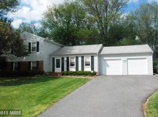 18304 Darnell Dr, Olney, MD 20832