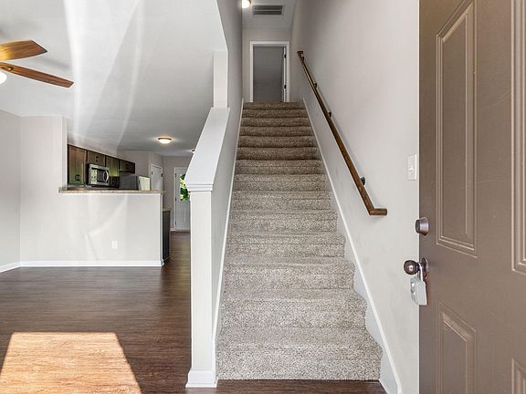 2nd image of 272 Smithson Ln #D
