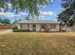 905 Chestnut Ave, Richland, WA 99352