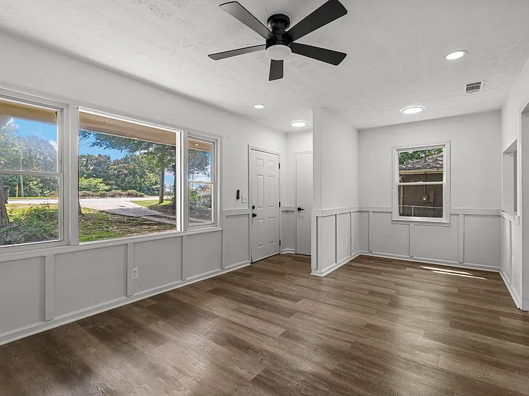 3333 W Britt David Rd — Photo 4