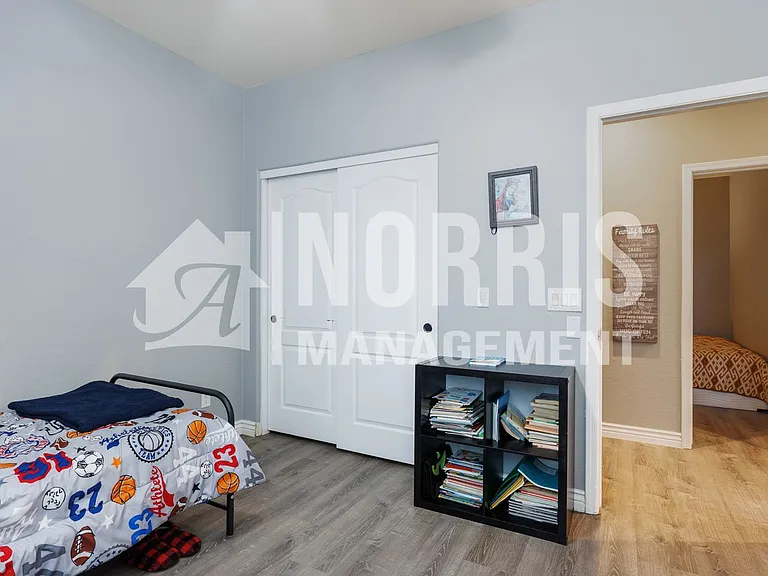 311 W Blue Lagoon Dr — Photo 43