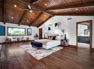 5235 San Feliciano Dr, Woodland Hills, CA 91364