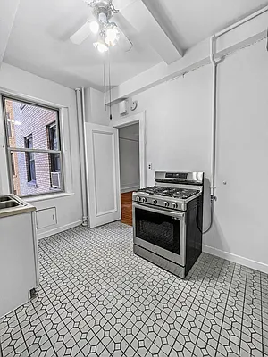 Rented by Swythe, Inc. | media 9