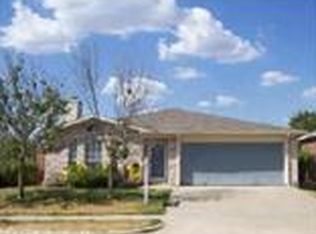 703 Charles City Dr, Arlington, TX 76018