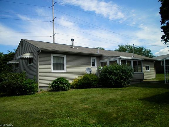 2nd image of 371 Bell Ave