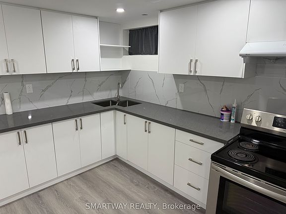3rd image of 41 Prouse Dr #Basement