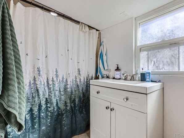 aurora-colorado-13034274 picture