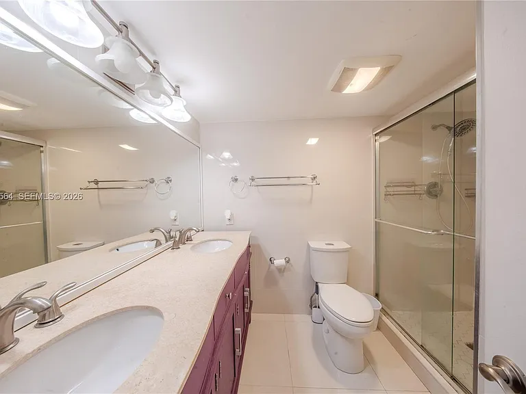 1660 NE 191st St #4101 — Photo 17