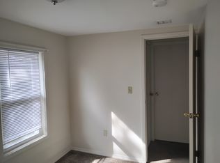 9 Sherman St #2, Westfield, MA 01085