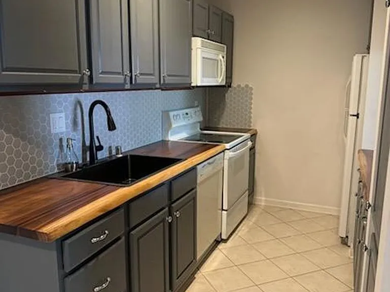 5700 Baltimore Dr #55 — Photo 31
