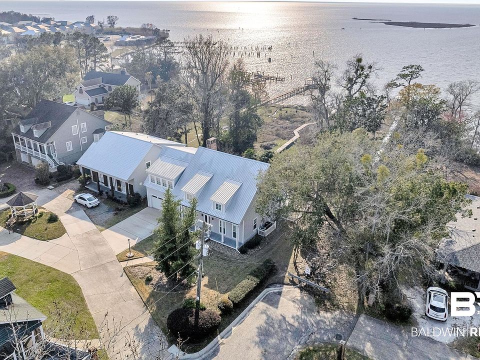 1st image of 28481 Bay Cliff Ln