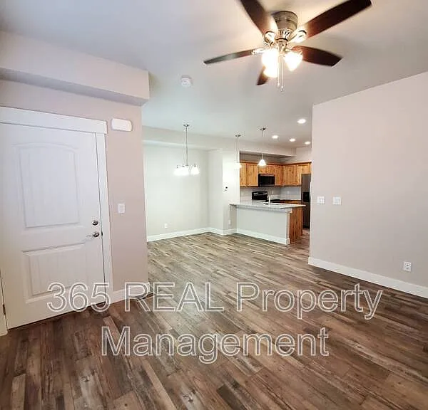 1699 Westward Pl #3 — Photo 2