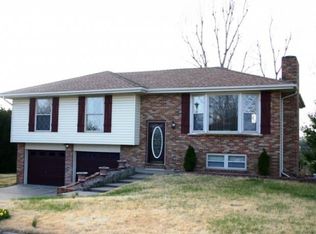 5318 Sheridan Dr, Jefferson City, MO 65109