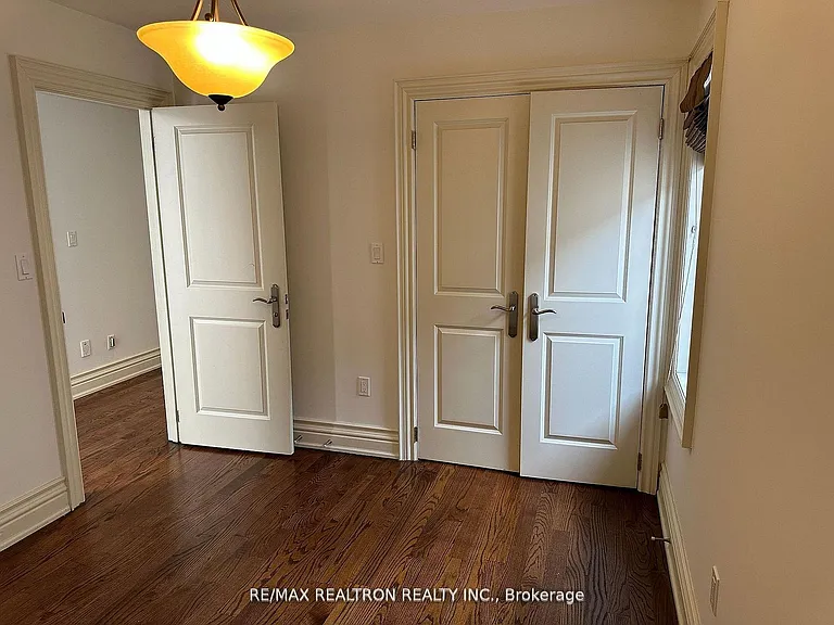76 Horsham Ave — Photo 31