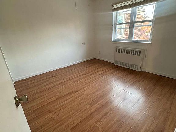 4th image of 2 87th St #2