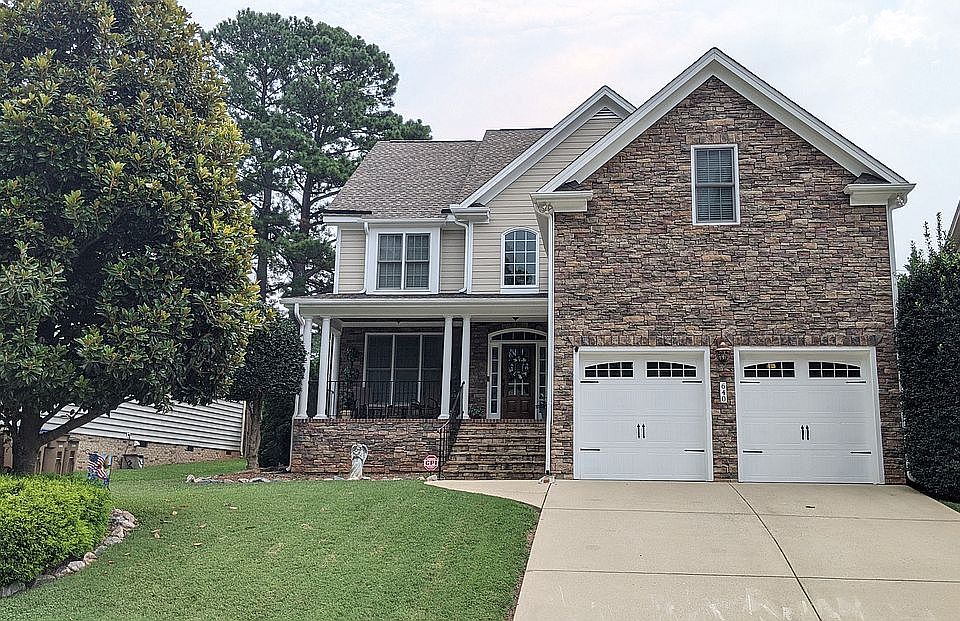2nd image of 640 Cala Lilly Ln