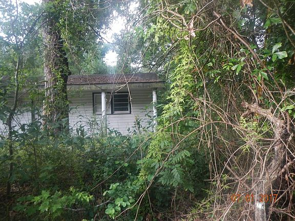 3rd image of 39316 Pine St
