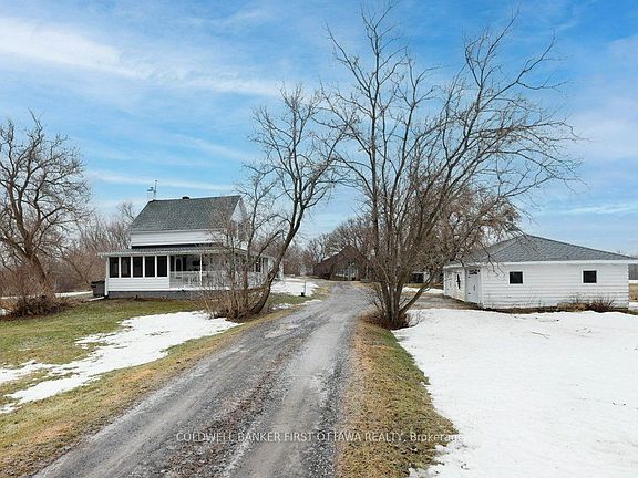 3rd image of 3968 Diamondview Rd