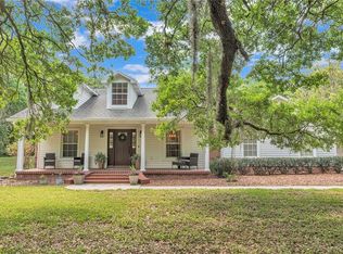 2203 Par Meadows Ln, Plant City, FL 33566