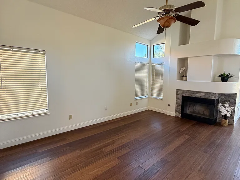 9709 Cimarron Trails Dr — Photo 3