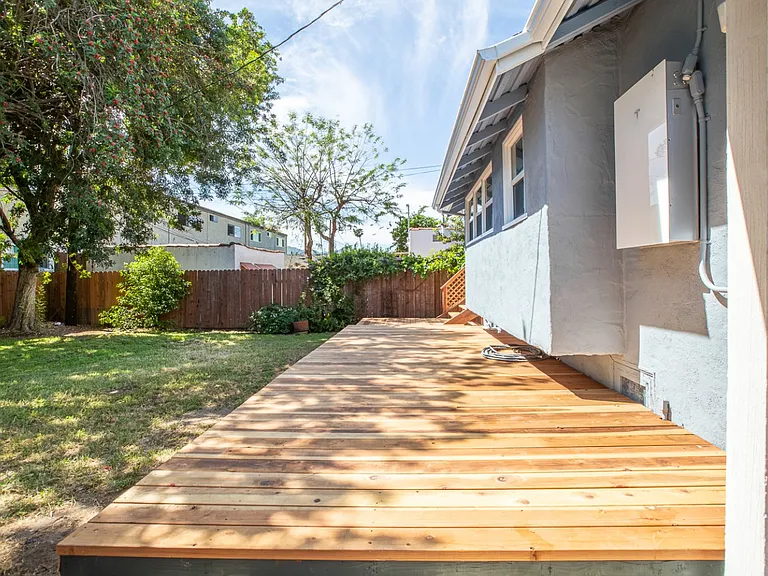 1170 Sonora Ave — Photo 59