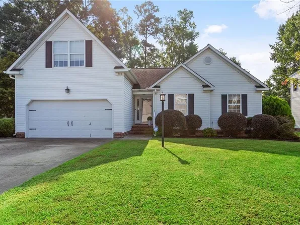 306 Scotch Pine Rd, Suffolk, VA 23435